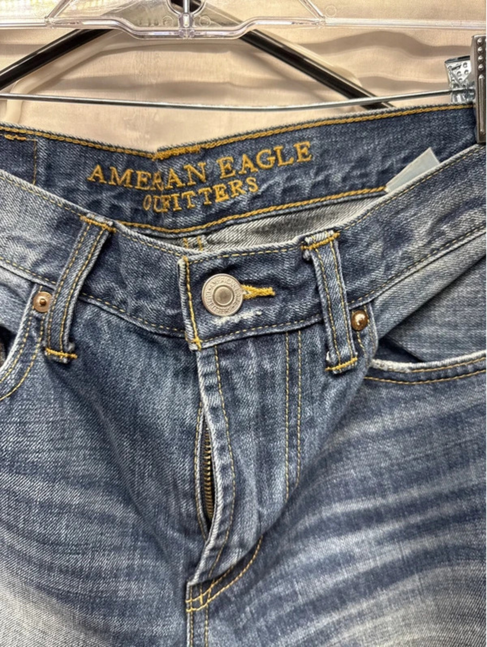 American eagle - Picture 3 of 7